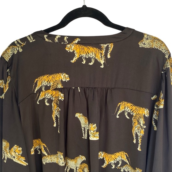 Easel Black Cheetah Tiger Print Long Sleeve Blouse Womens Plus Size 2X NWT Satin - Picture 6 of 12